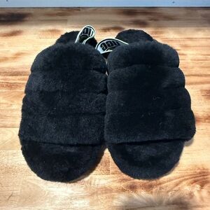 UGG Fluff Yeah Slide Sandal~Black~Size 7